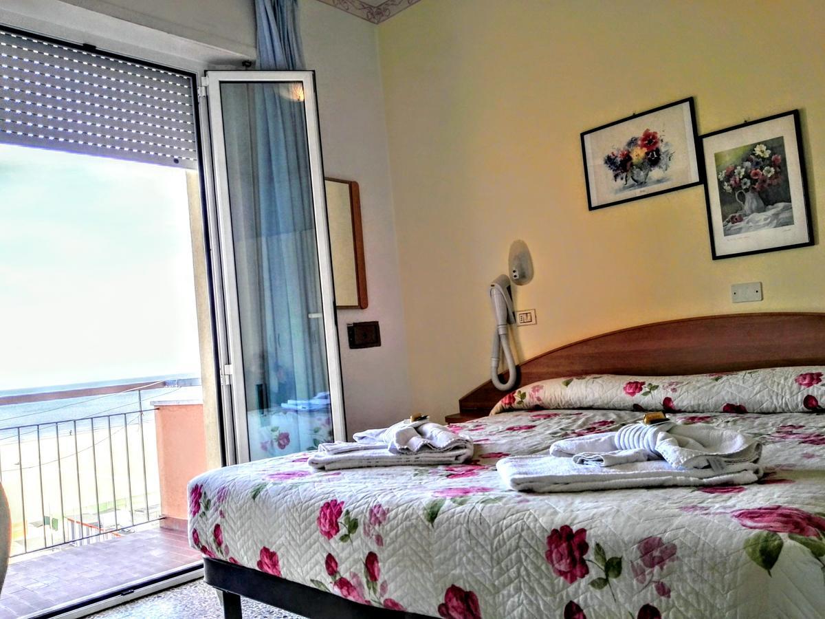Hotel Sombrero 3*